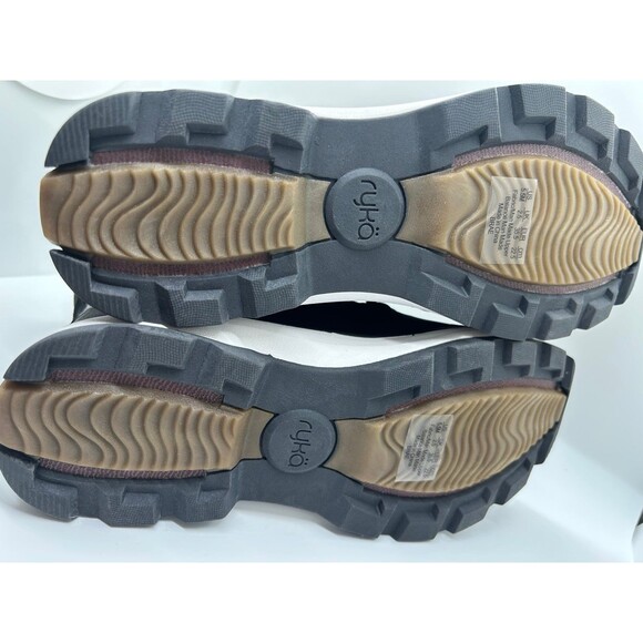 Brand new in box size 7 Wide Black Ryka Winter Boot. - Picture 5 of 7